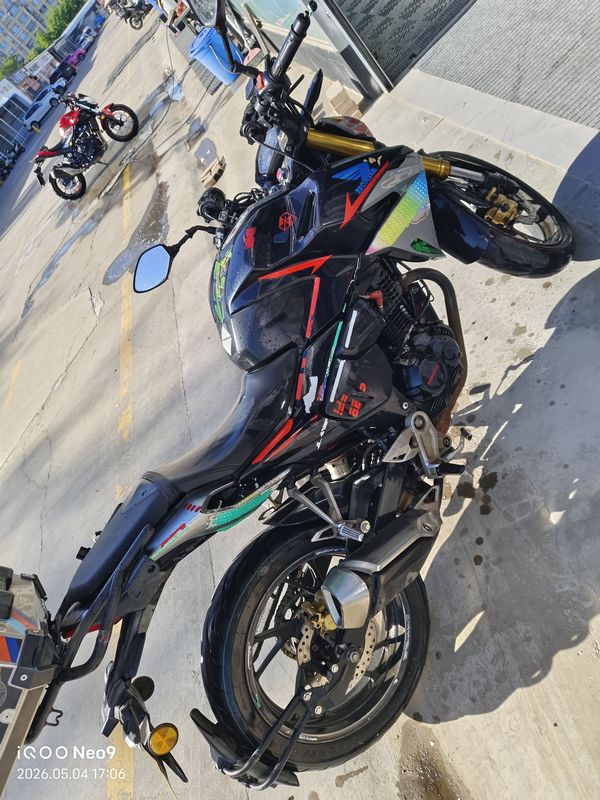 二手五羊本田CB190R 暴锋眼
