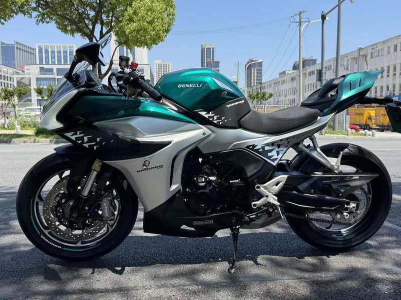 二手贝纳利龙卷风 Tornado 552R