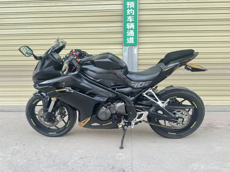 二手贝纳利龙卷风 Tornado 302R