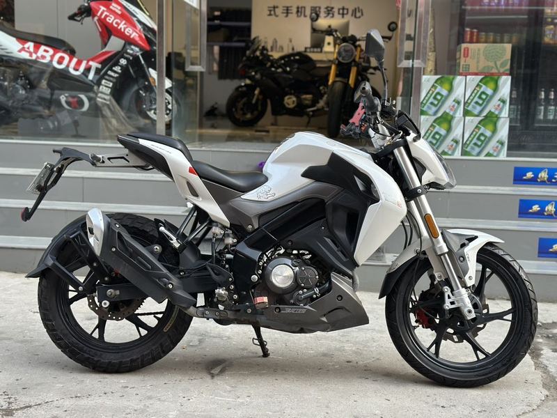 二手贝纳利小迅龙 BN150S