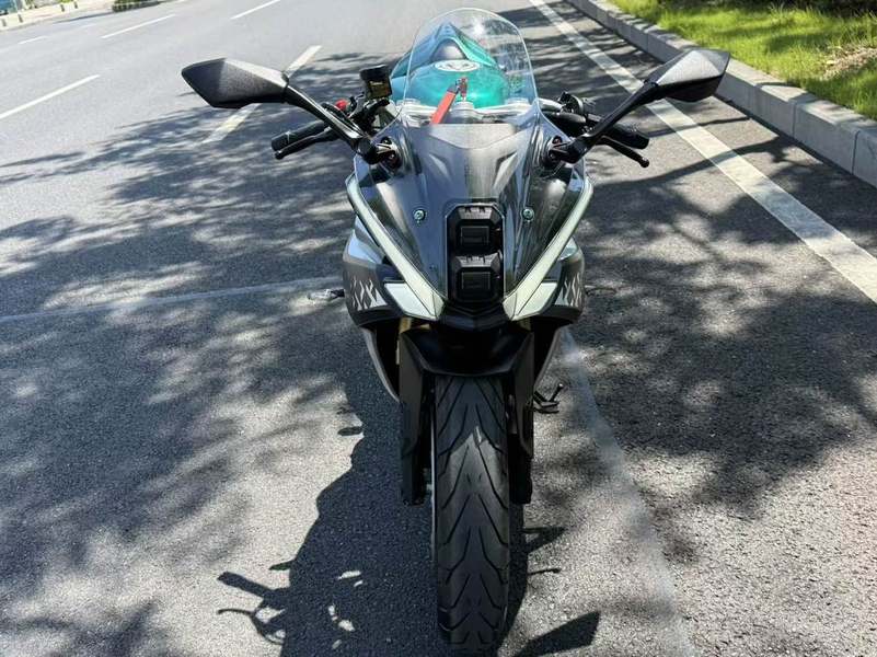 二手贝纳利龙卷风 Tornado 552R