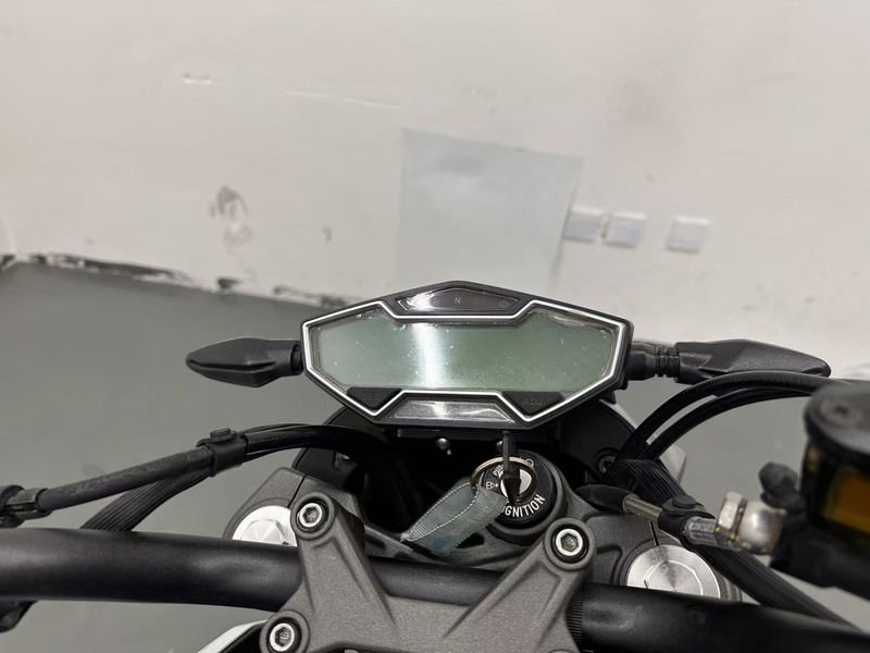二手春风400NK