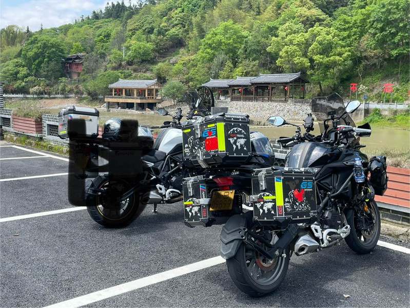 二手贝纳利金鹏 TRK502