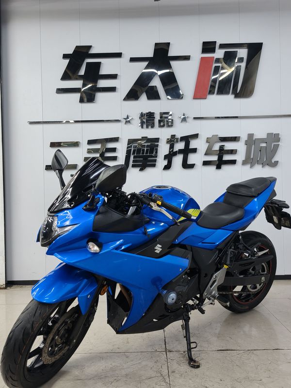 二手豪爵铃木GSX250R