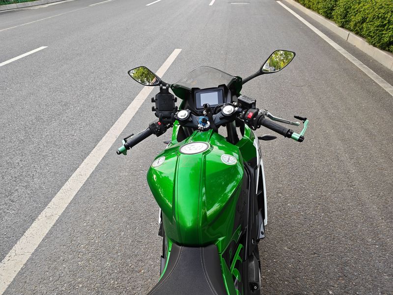 二手贝纳利龙卷风 Tornado 252R