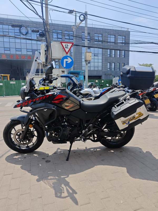 二手豪爵铃木DL250