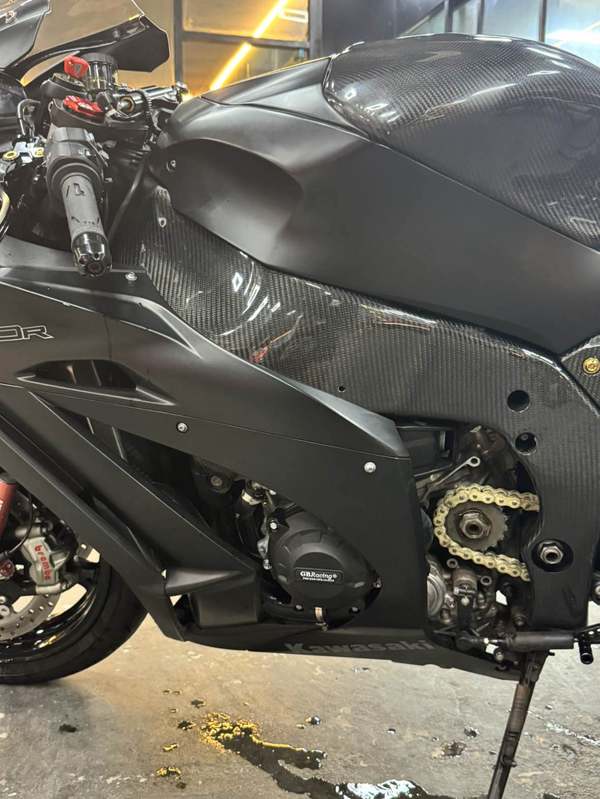 二手川崎Ninja ZX-10R(海外)