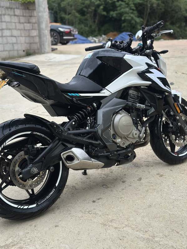 二手春风650NK