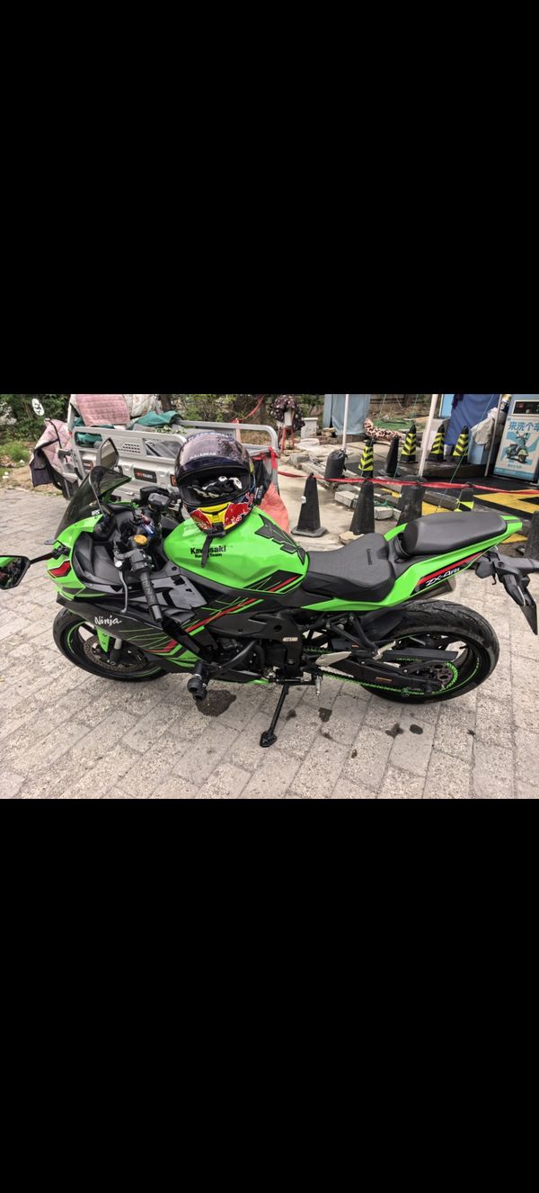 二手川崎ZX-4R