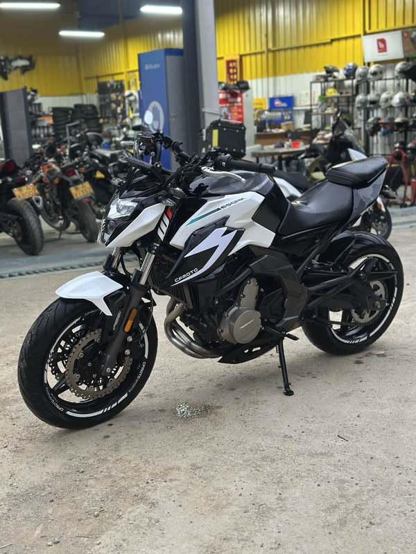 二手春风650NK