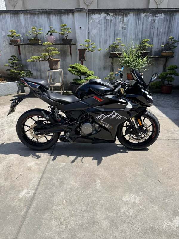 二手春风250SR