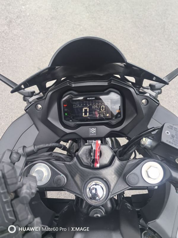 二手豪爵铃木GSX250R