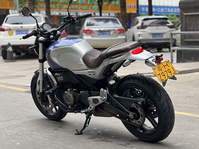 二手QJMOTOR逸550