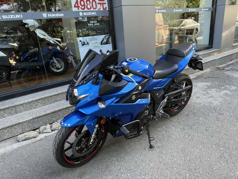 二手豪爵铃木GSX250R