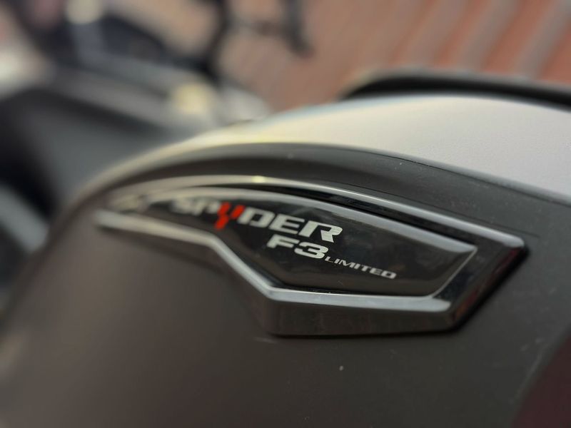 二手庞巴迪Spyder F3 