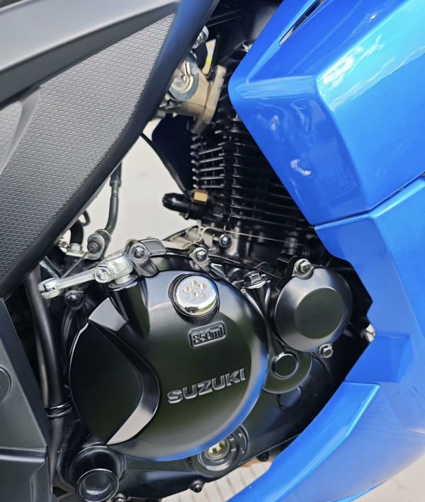 二手济南铃木极客飒 Gixxer 155