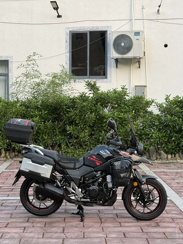 二手豪爵铃木DL250