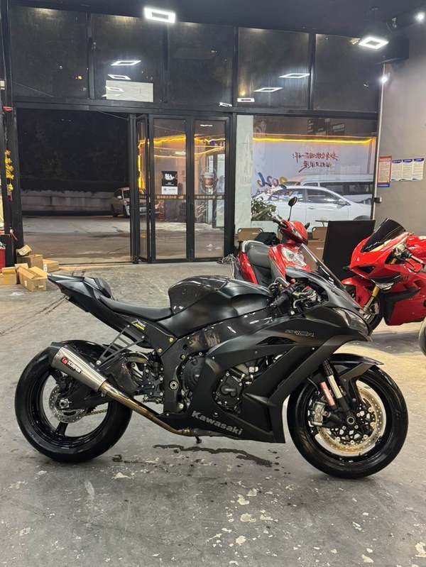 二手川崎Ninja ZX-10R(海外)