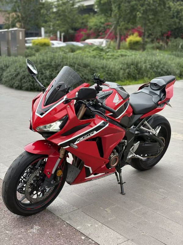 二手本田CBR650R