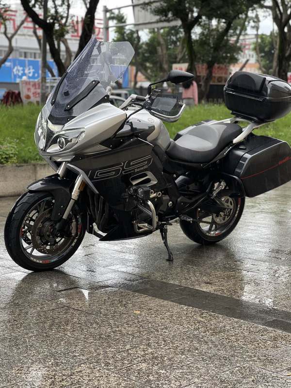 二手贝纳利600GC
