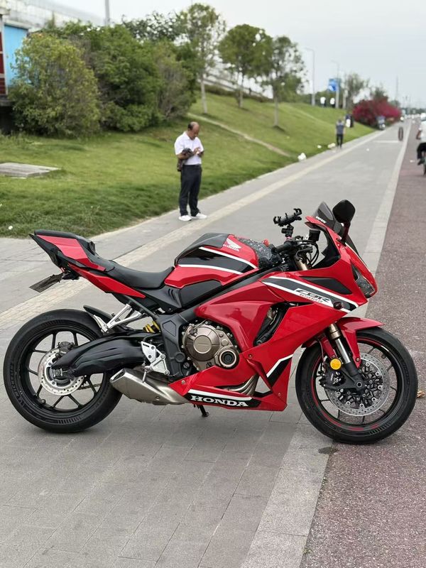 二手本田CBR650R