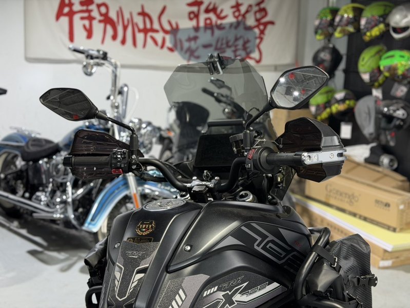 二手贝纳利TRK702