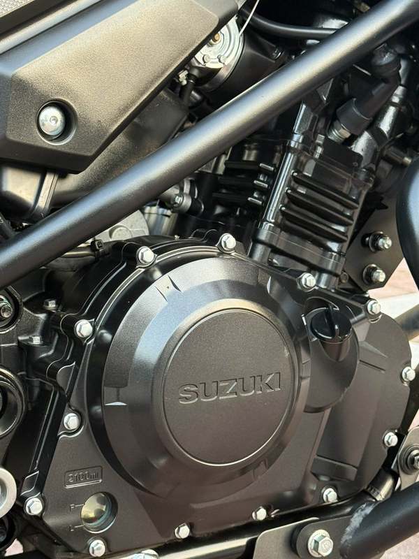 二手豪爵铃木DL250