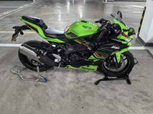二手川崎ZX-4R