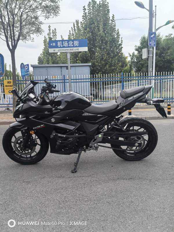 二手豪爵铃木GSX250R