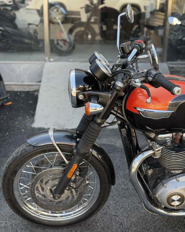 二手凯旋Bonneville T120