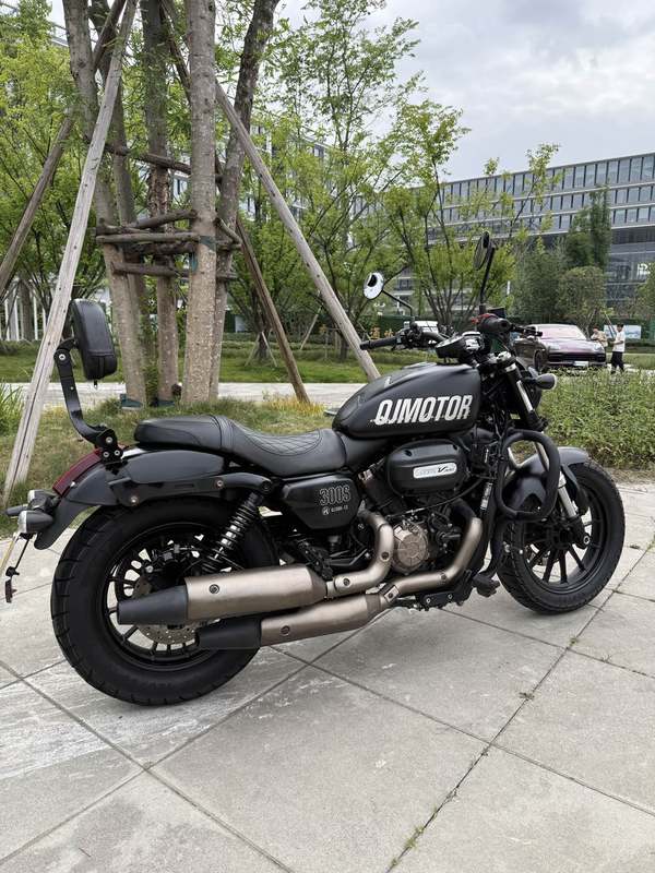 二手QJMOTOR闪300