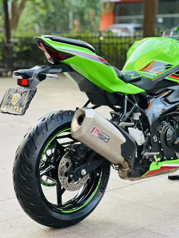 二手川崎ZX-4R