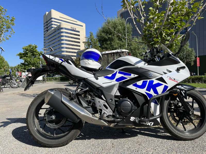 二手豪爵铃木GSX250R