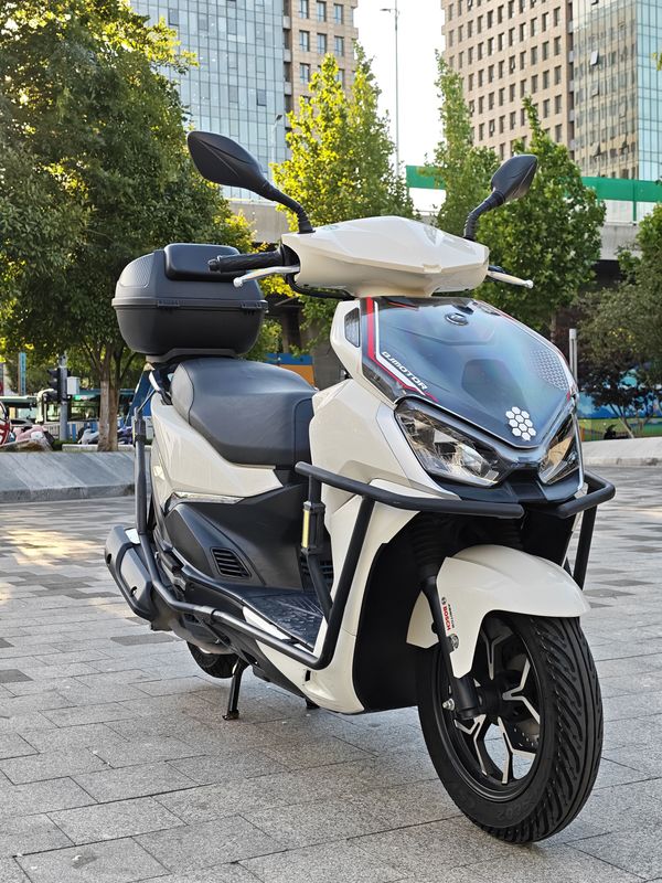 二手QJMOTOR鸿150RS