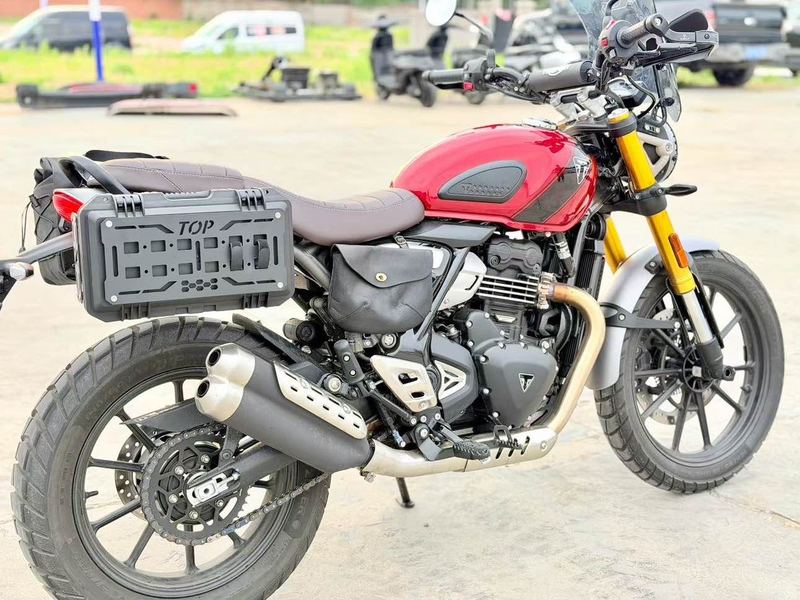 二手凯旋Scrambler 400 X