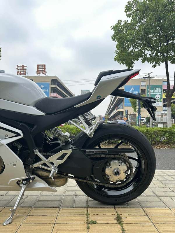 二手张雪机车500RR