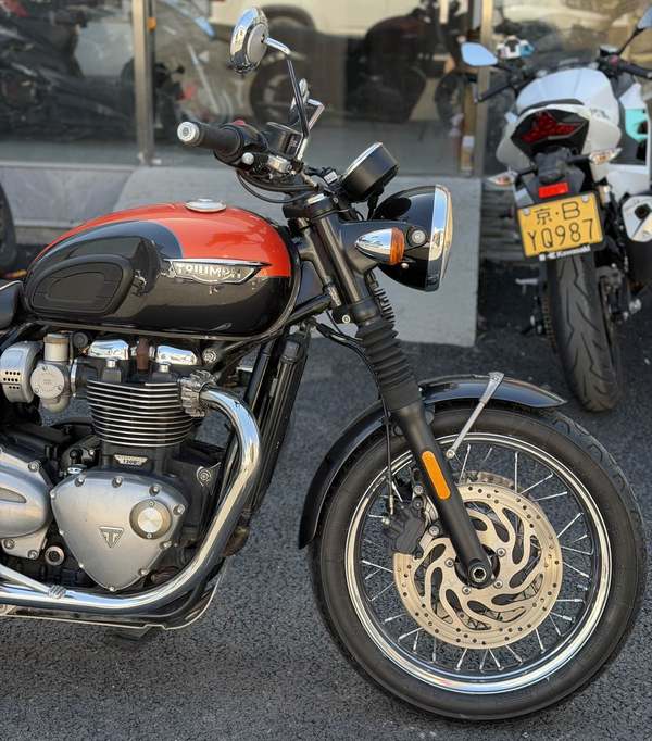 二手凯旋Bonneville T120