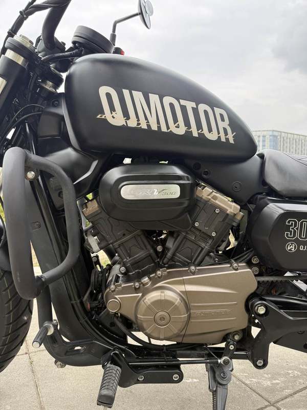 二手QJMOTOR闪300