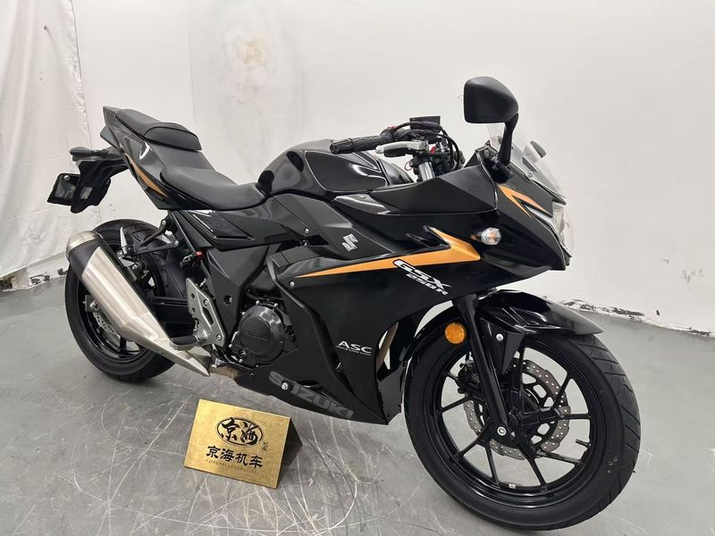 二手豪爵铃木GSX250R
