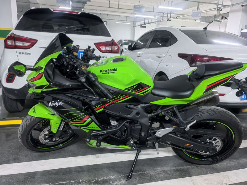 二手川崎ZX-4R