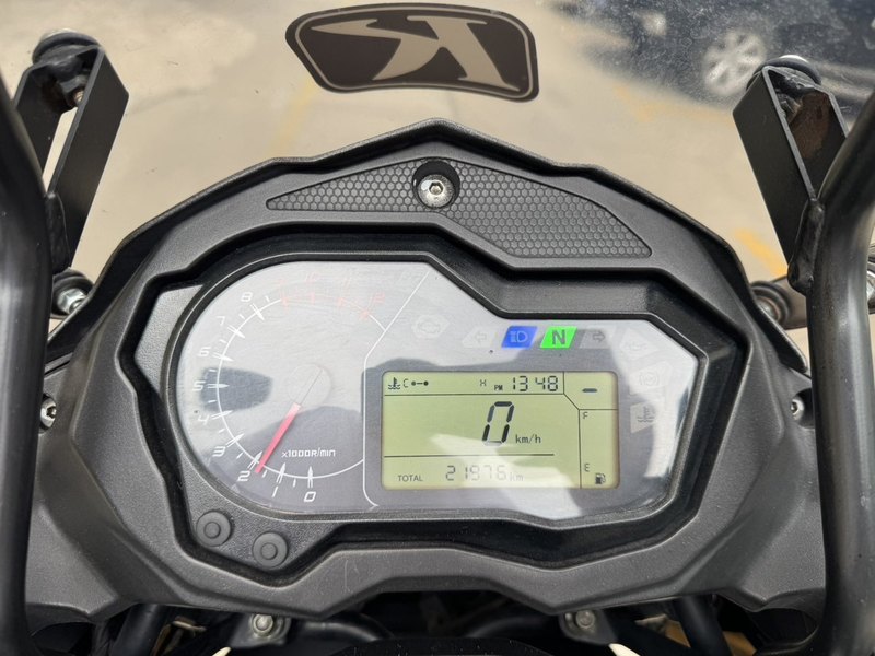 二手贝纳利金鹏 TRK502