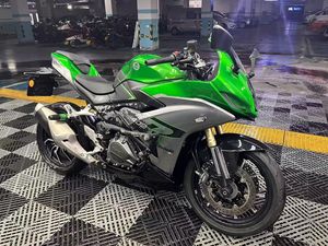 二手贝纳利龙卷风 Tornado 402R