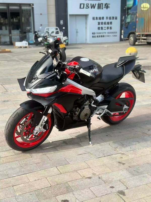 二手阿普利亚Tuono 660