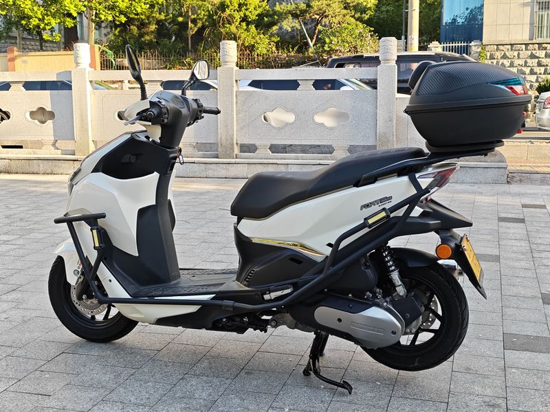 二手QJMOTOR鸿150RS