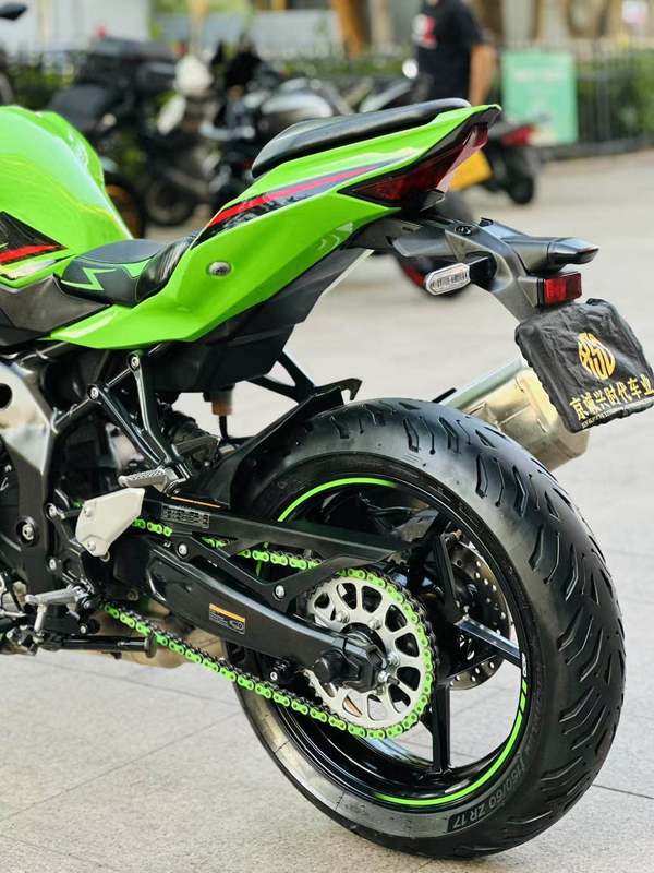 二手川崎ZX-4R