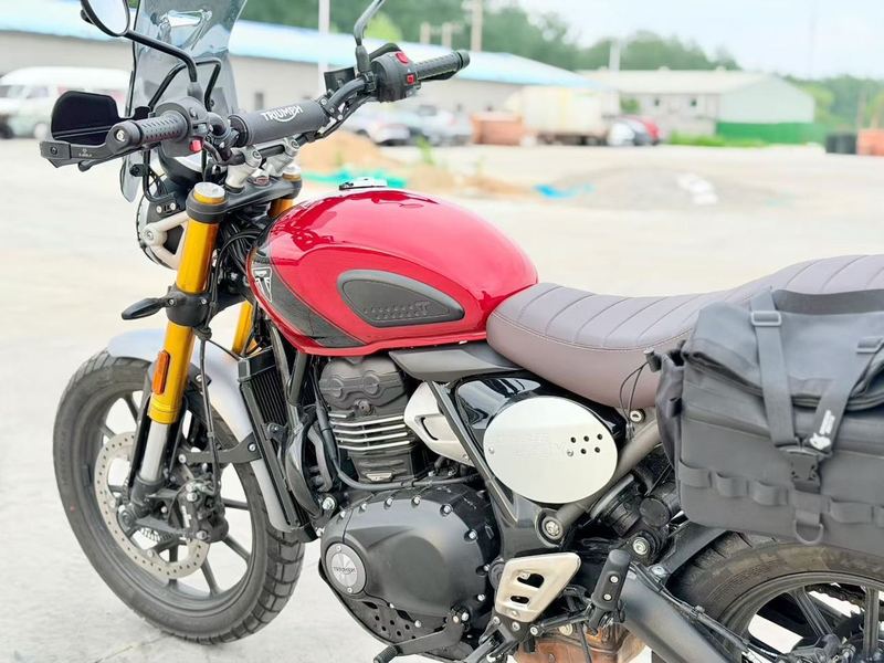 二手凯旋Scrambler 400 X