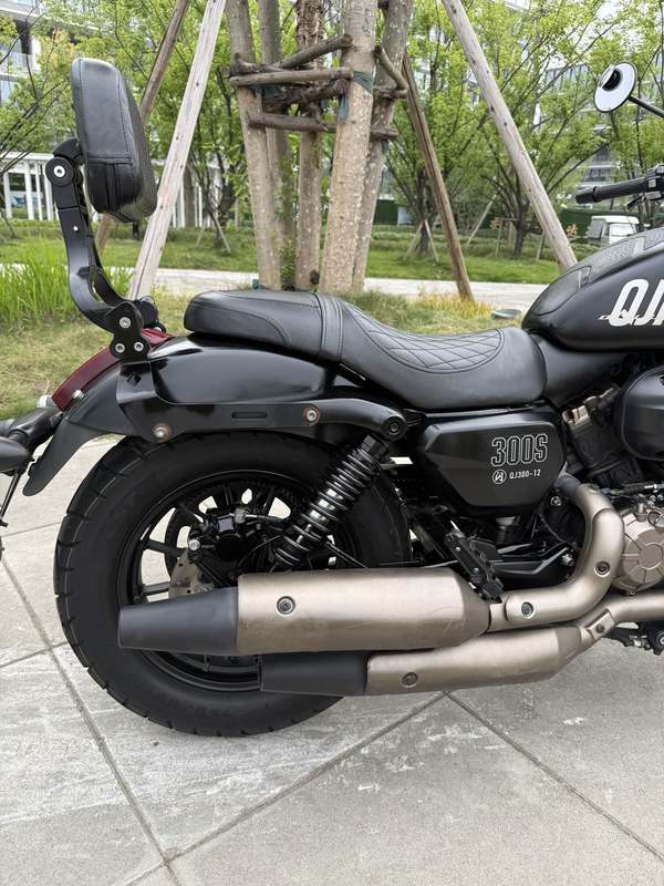 二手QJMOTOR闪300