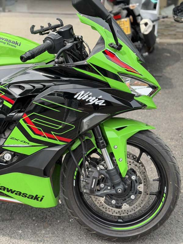 二手川崎ZX-4R