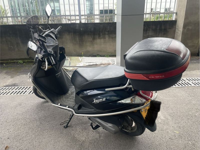 二手五羊本田SCR 喜鲨125