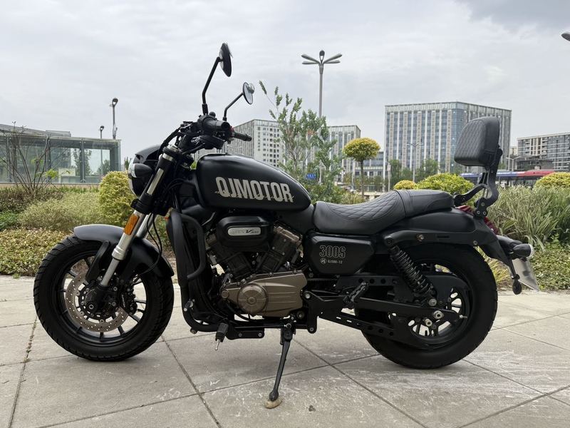 二手QJMOTOR闪300